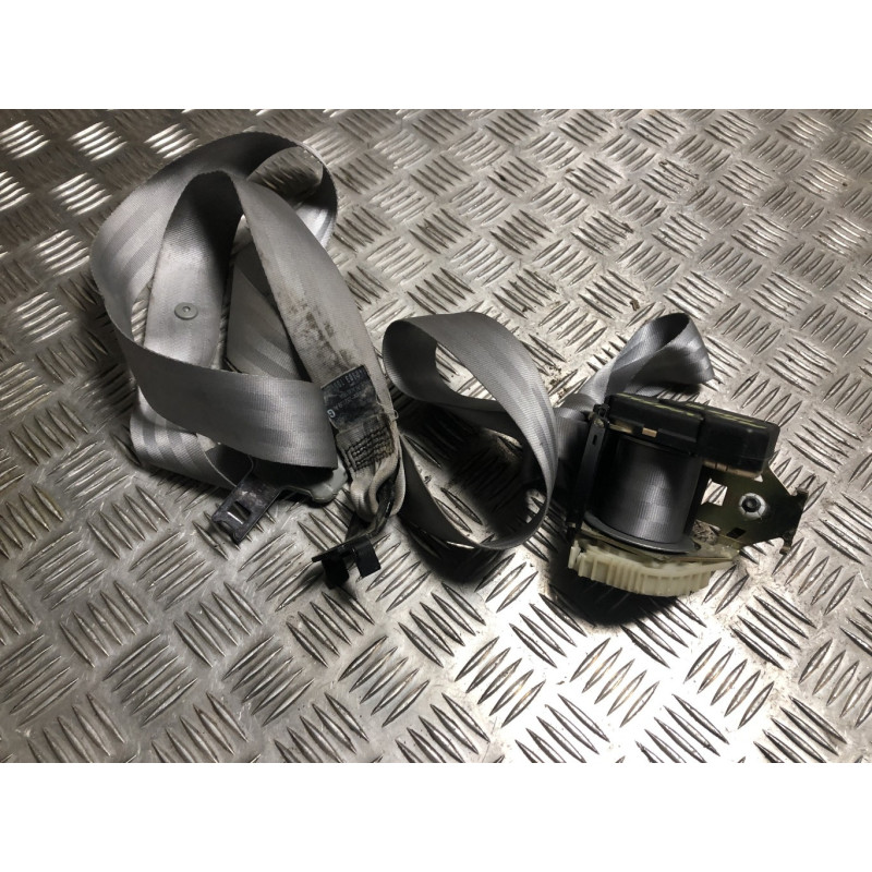 Ceinture arriere gauche RENAULT CLIO 2 PHASE 2 d’occasion