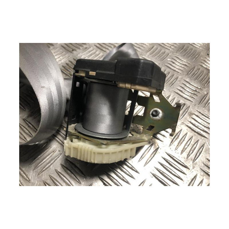 Ceinture arriere gauche RENAULT CLIO 2 PHASE 2 d’occasion