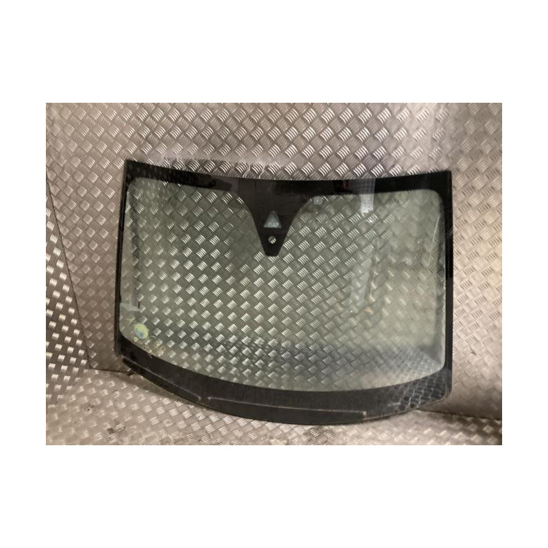 Pare brise PEUGEOT 5008 2 PHASE 2 d’occasion
