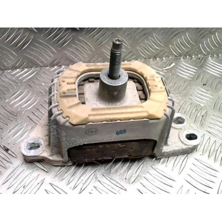 Support moteur droit PEUGEOT EXPERT 2 d’occasion