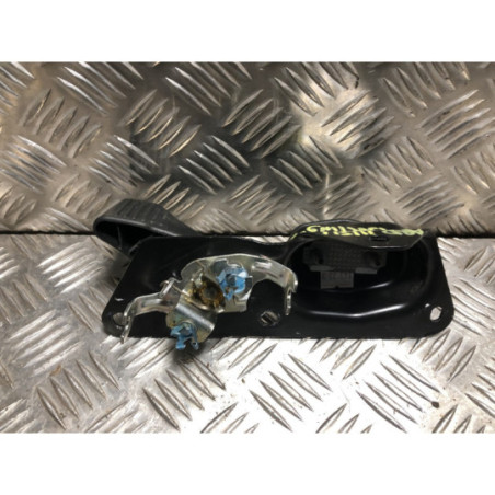 Poignee interieur porte de coffre droite CITROEN BERLINGO 3 M PHASE 1 d’occasion