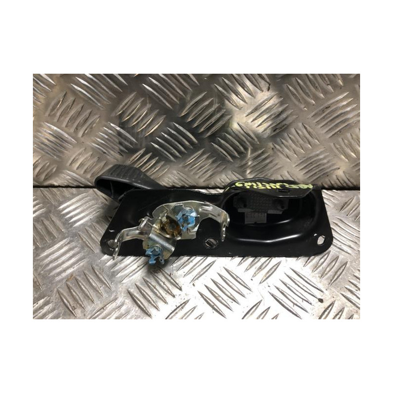 Poignee interieur porte de coffre droite CITROEN BERLINGO 3 M PHASE 1 d’occasion
