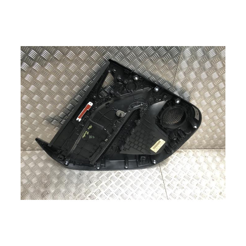 Panneau de porte arriere droit RENAULT CAPTUR 2 PHASE 1 d’occasion