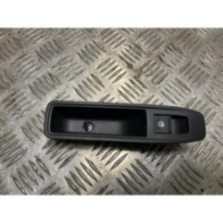 Interrupteur de leve vitre arriere gauche RENAULT CAPTUR 2 PHASE 1 d’occasion
