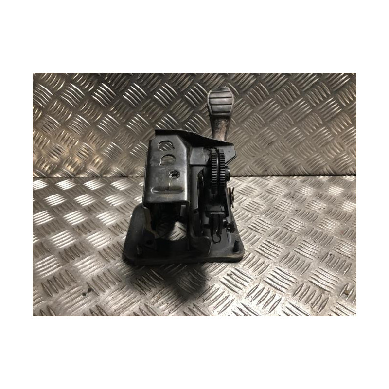 Pedalier RENAULT SUPER 5 d’occasion