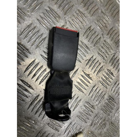 Attache ceinture arriere droit RENAULT CLIO 1 PHASE 3 d’occasion