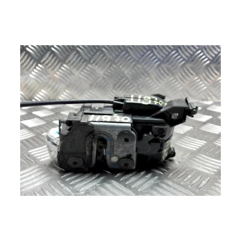 Serrure arriere droit RENAULT LAGUNA 3 PHASE 1 d’occasion