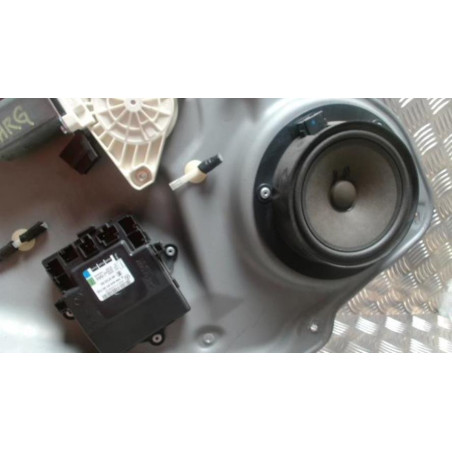 Moteur leve vitre arriere gauche MERCEDES CLASSE B 245 PHASE 1 d’occasion