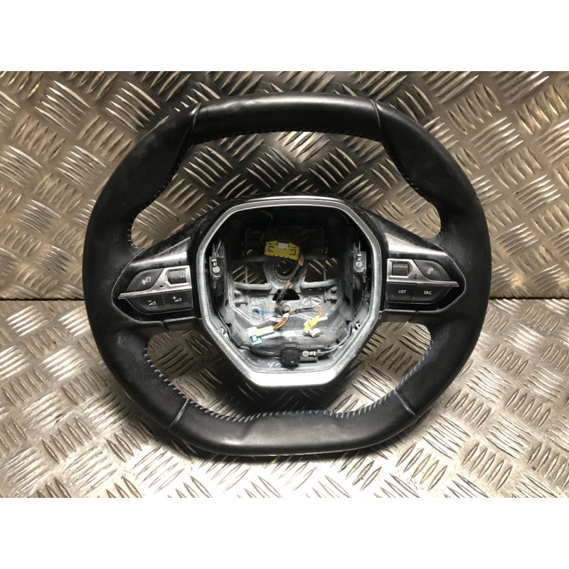 Volant PEUGEOT 5008 2 PHASE 2 d’occasion
