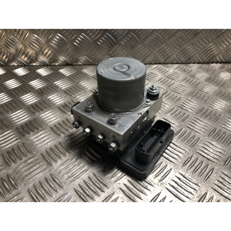 Bloc ABS (freins anti-blocage) RENAULT CAPTUR 2 PHASE 1 d’occasion