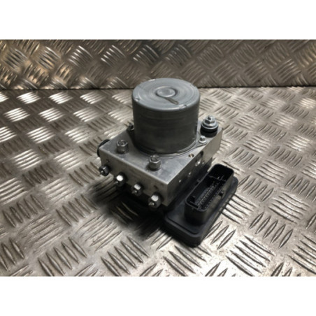 Bloc ABS (freins anti-blocage) RENAULT CAPTUR 2 PHASE 1 d’occasion