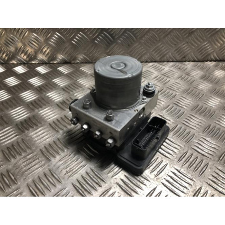 Bloc ABS (freins anti-blocage) RENAULT CAPTUR 2 PHASE 1 d’occasion