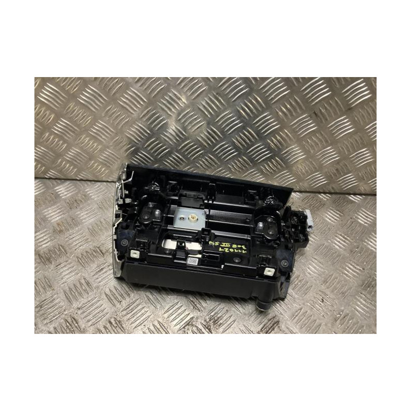 Ecran GPS PEUGEOT 308 3 SW BREAK d’occasion