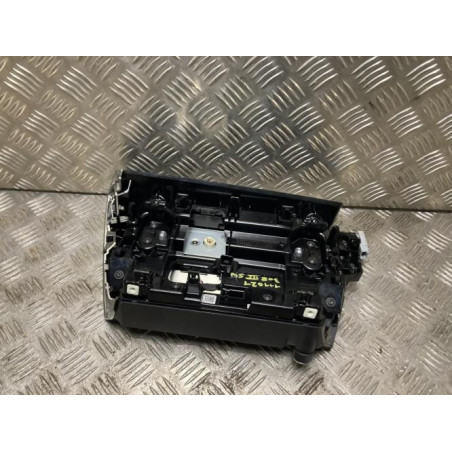 Ecran GPS PEUGEOT 308 3 SW BREAK d’occasion