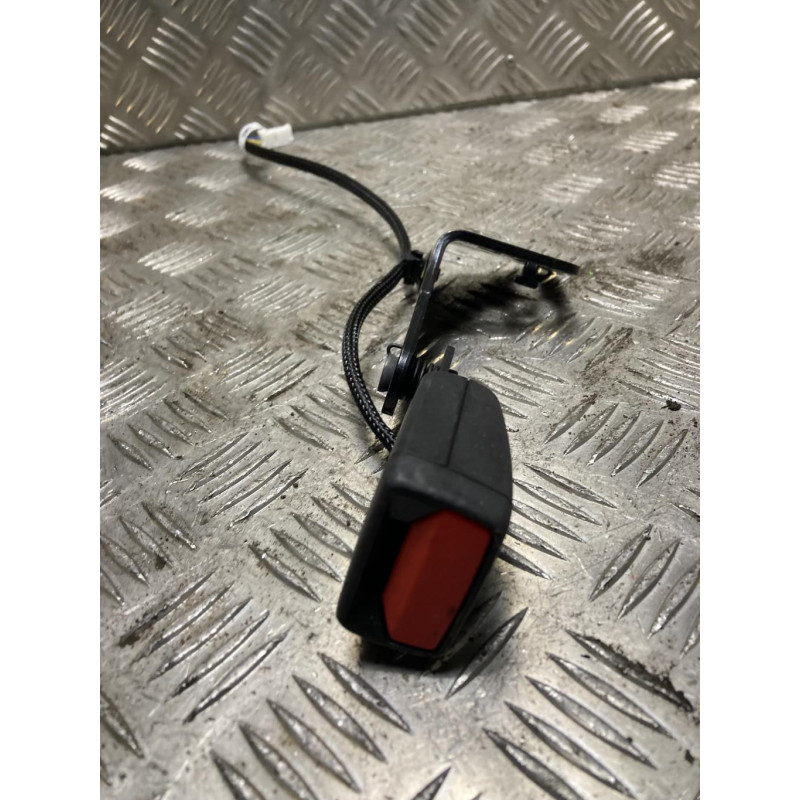 Attache ceinture arriere gauche PEUGEOT 308 3 SW BREAK d’occasion