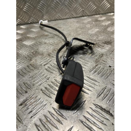 Attache ceinture arriere gauche PEUGEOT 308 3 SW BREAK d’occasion