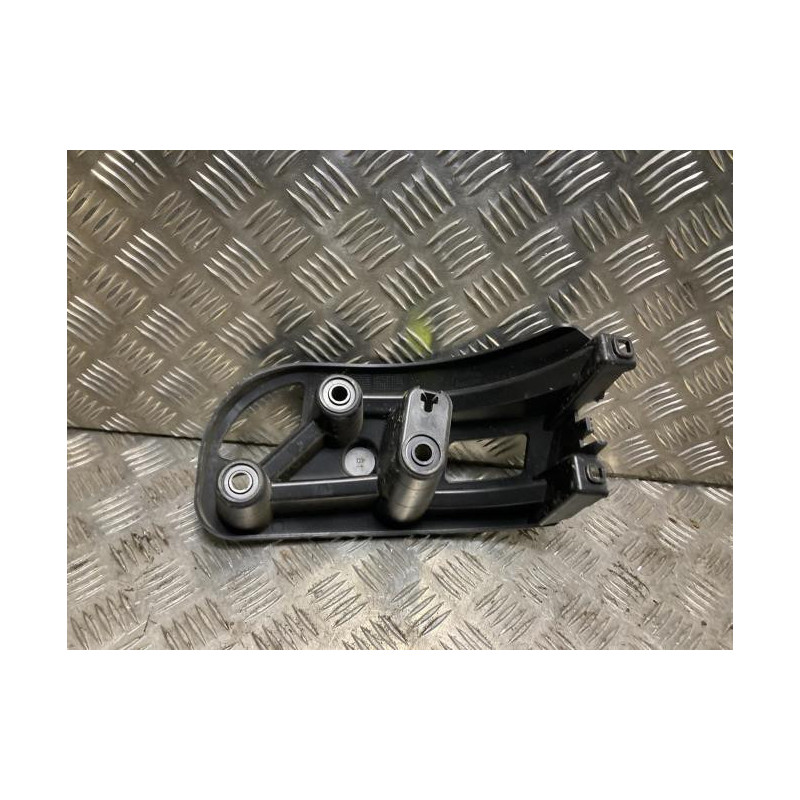 Support de pare chocs arriere PEUGEOT 2008 2 d’occasion