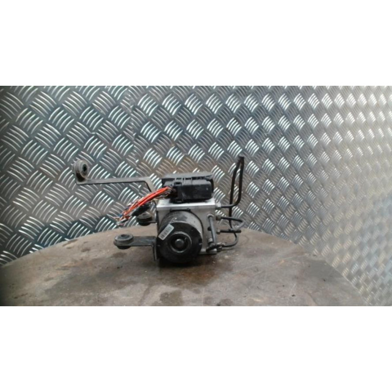 Bloc ABS (freins anti-blocage) FORD FOCUS 2 PHASE 1 d’occasion