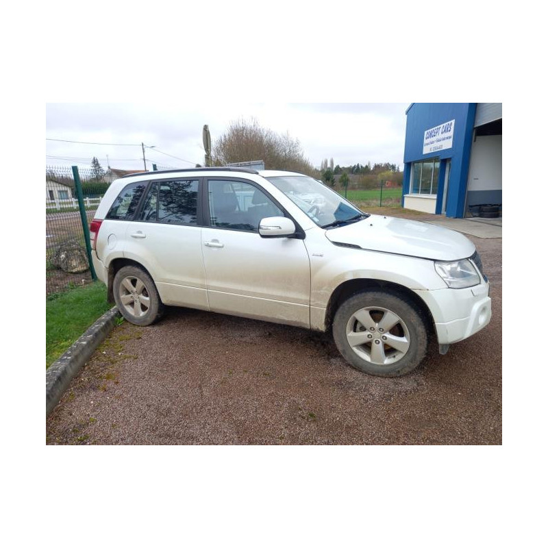 Etrier avant droit (freinage) SUZUKI GRAND VITARA 2 PHASE 2 d’occasion