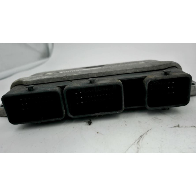 Calculateur moteur RENAULT MODUS PHASE 1 d’occasion