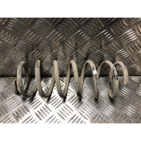 Ressort de suspension arriere SUZUKI JIMNY 1 PHASE 1 d’occasion