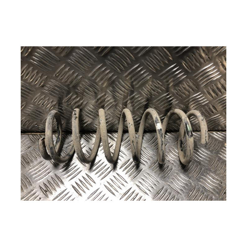 Ressort de suspension arriere SUZUKI JIMNY 1 PHASE 1 d’occasion