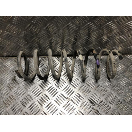 Ressort de suspension avant SUZUKI JIMNY 1 PHASE 1 d’occasion