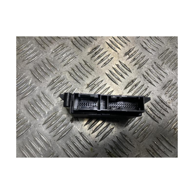 Boitier d'aide au stationnement PEUGEOT 308 3 SW BREAK d’occasion