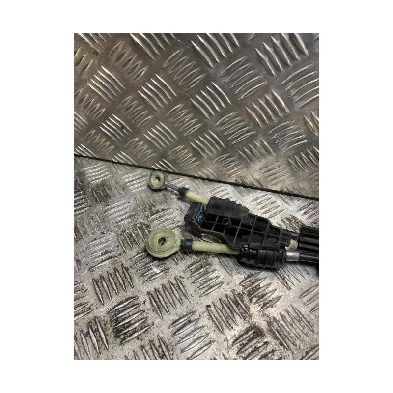 Cable levier de vitesses PEUGEOT 208 2 d’occasion
