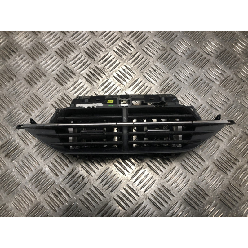 Aerateur tableau de bord PEUGEOT 2008 2 d’occasion
