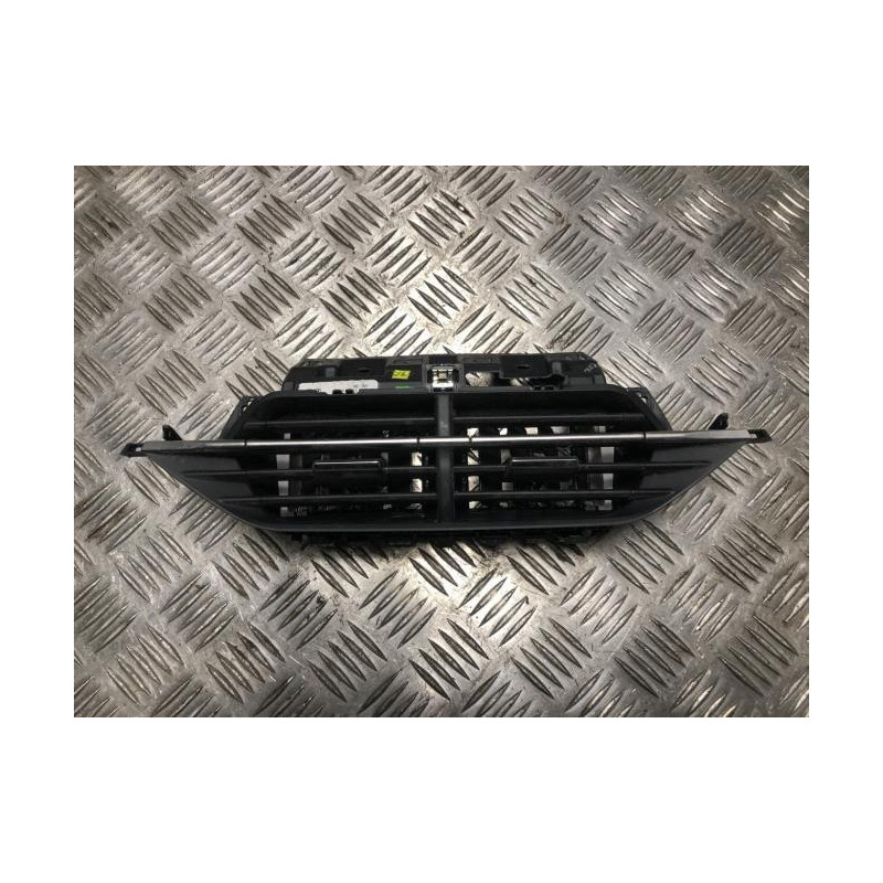 Aerateur tableau de bord PEUGEOT 2008 2 d’occasion