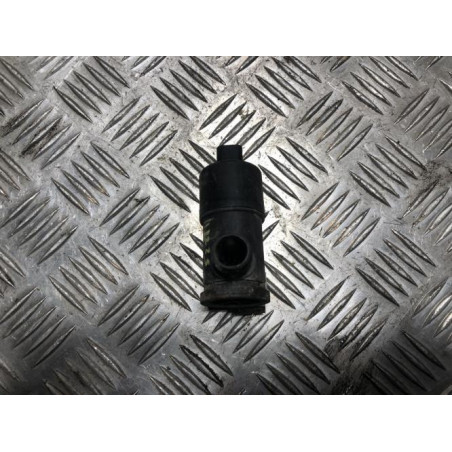 Pompe lave glace avant PEUGEOT 2008 2 d’occasion