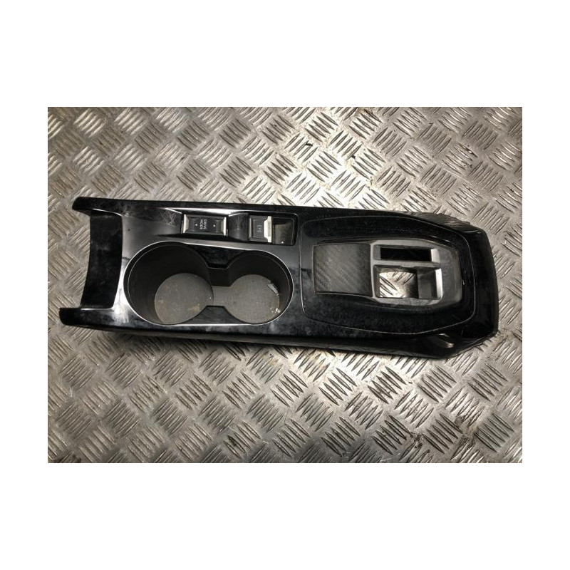 Console central (interieur plastique) PEUGEOT 2008 2 d’occasion