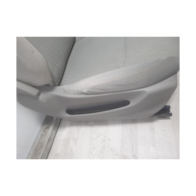 Siege avant droit CITROEN C3 PICASSO PHASE 1 d’occasion