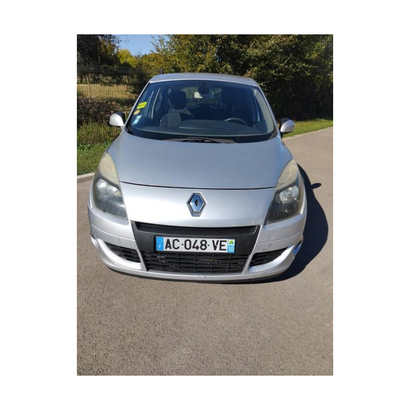 Autoradio d'origine RENAULT SCENIC 3 PHASE 1 d’occasion