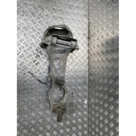 Bras de suspension superieur avant droit PEUGEOT 407 COUPE d’occasion