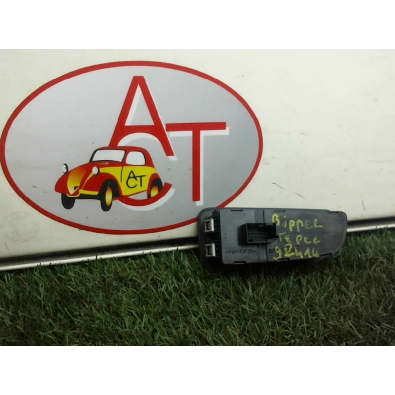 Commande de phare PEUGEOT BIPPER TEPEE d’occasion