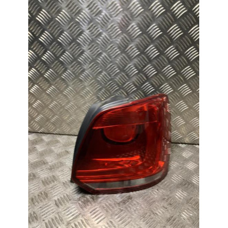 Feu arriere principal droit (feux) VOLKSWAGEN POLO 5 PHASE 1 d’occasion