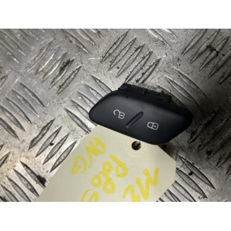 Bouton/Interrupteur VOLKSWAGEN POLO 5 PHASE 1 d’occasion