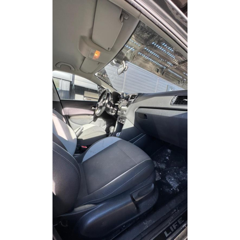 Bouton/Interrupteur VOLKSWAGEN POLO 5 PHASE 1 d’occasion