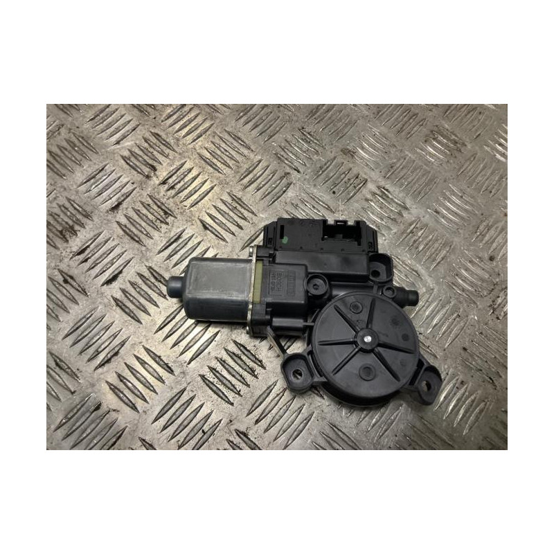 Moteur leve vitre arriere droit VOLKSWAGEN POLO 5 PHASE 1 d’occasion
