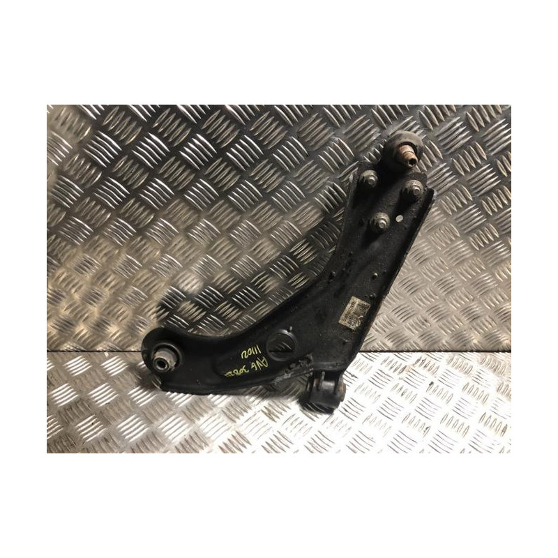 Triangle avant gauche PEUGEOT 308 3 SW BREAK d’occasion