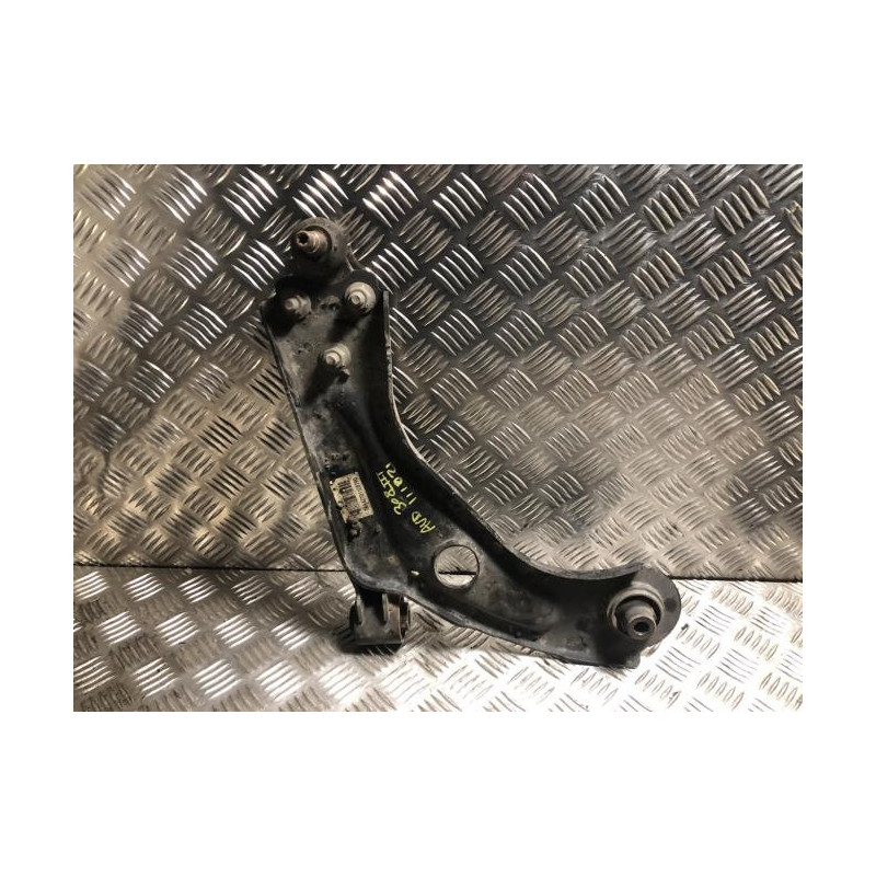 Triangle avant droit PEUGEOT 308 3 SW BREAK d’occasion