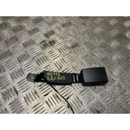Attache ceinture avant droit VOLKSWAGEN POLO 5 PHASE 1 d’occasion