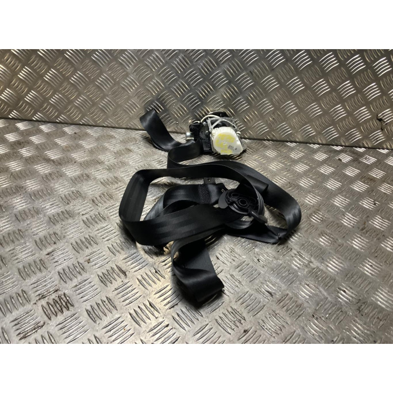 Ceinture avant droit VOLKSWAGEN POLO 5 PHASE 1 d’occasion
