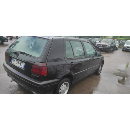 Capot VOLKSWAGEN GOLF 3 d’occasion