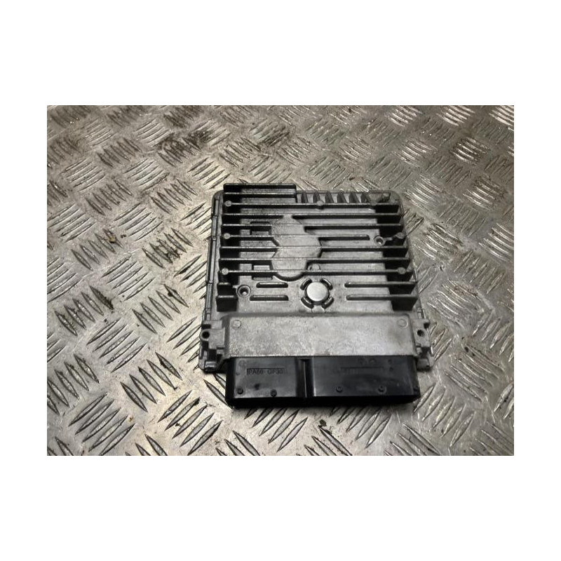 Calculateur moteur VOLKSWAGEN POLO 5 PHASE 1 d’occasion