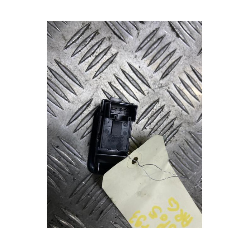Interrupteur de leve vitre arriere gauche VOLKSWAGEN POLO 5 PHASE 1 d’occasion