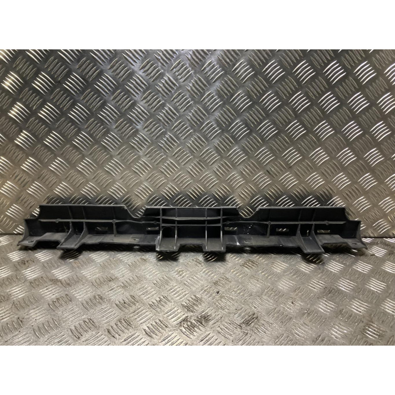 Support de pare chocs arriere RENAULT TWINGO 2 PHASE 1 d’occasion