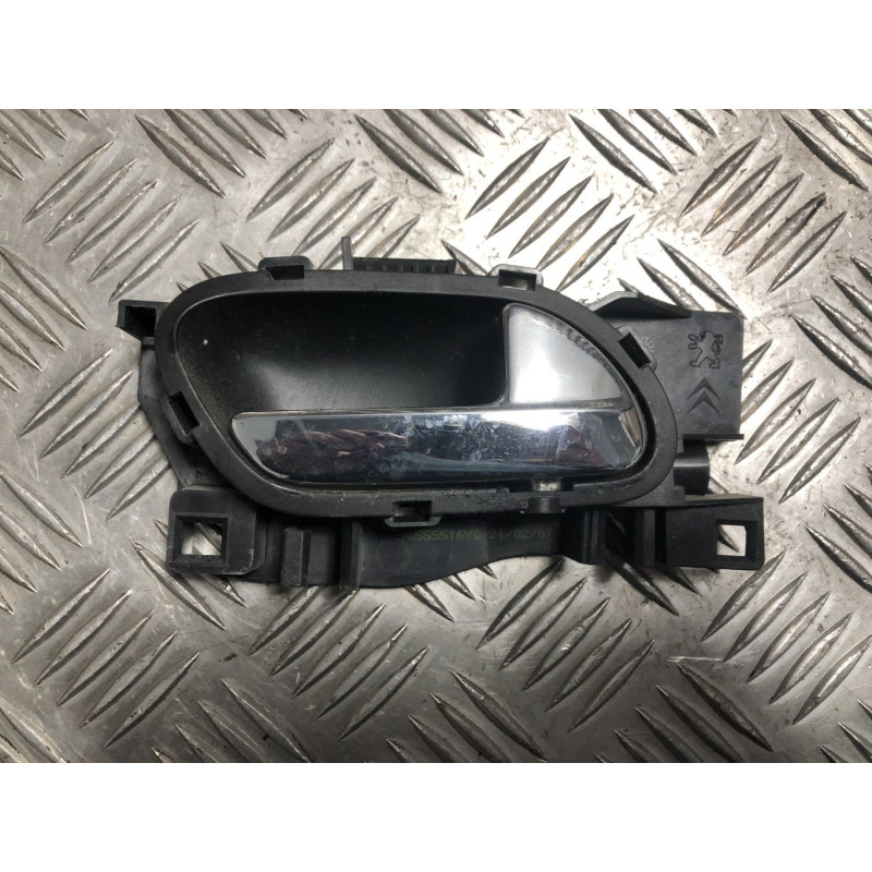 Poignee interieur avant droit PEUGEOT 207 PHASE 1 d’occasion